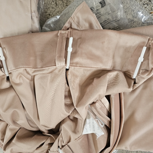 Sold Out - Picture 4 of 6